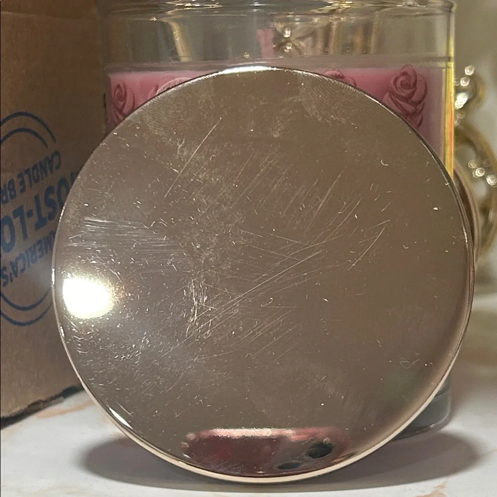 Bath and Body Works Inspire Love Rose + Vanilla Scented Candle.  8oz. New in Box - Picture 10 of 13